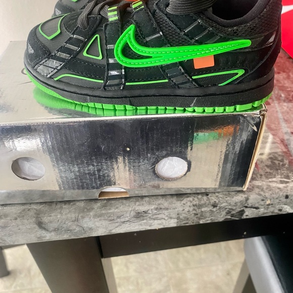 Brand New!!!OFF-WHITE X RUBBER DUNK TD 'GREEN STRIKE sz 9 Toddler - Picture 3 of 5